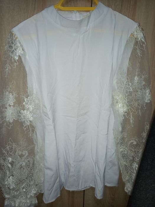 Блузки и кофточки женские