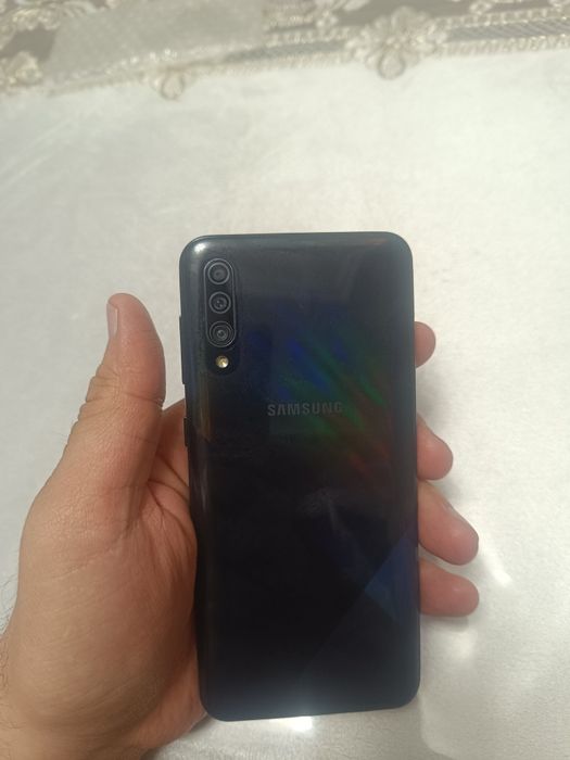 Samsung Galaxy A30S 4/64GB Black Gray Igravoy Holati Yaxshi Zor ideal