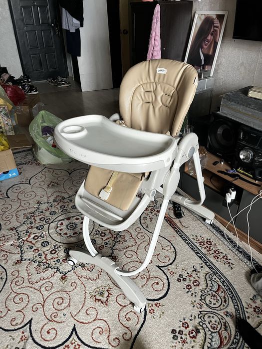 Детский стульчик для кормления