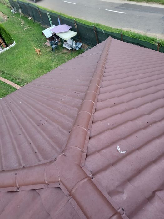 Vand case modulare din structura metalica sau din lemn