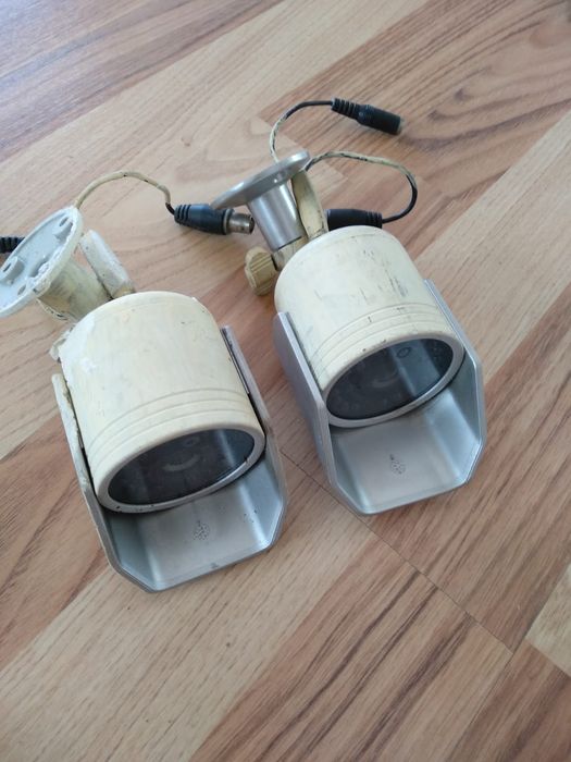 DVR 4 canale + DVR 7 canale , o camera mare si doua mici