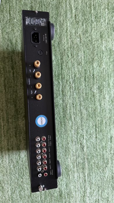 Amplificator Rega Elex R impecabil ca nou