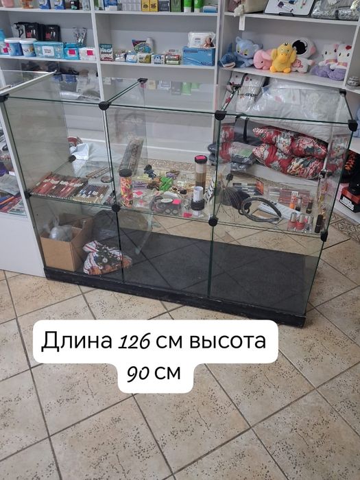 Продам стелажи и ресепшн