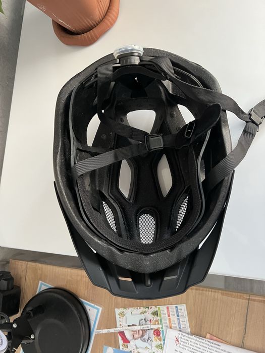 Вело шлем ABUS  в отличном состояние