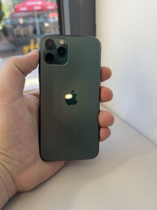 Продам Айфон 11 PRO
