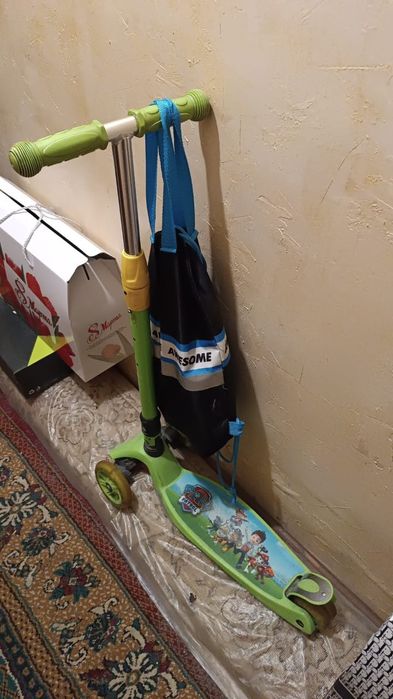 Продам самокат детский