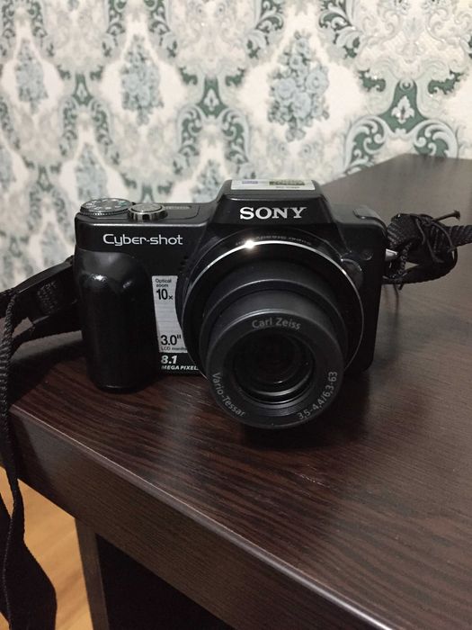 Sony DSC-H10 cyber-shot