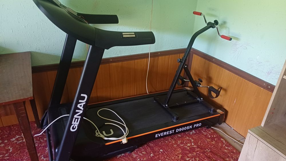 Беговой дарожка GENAU