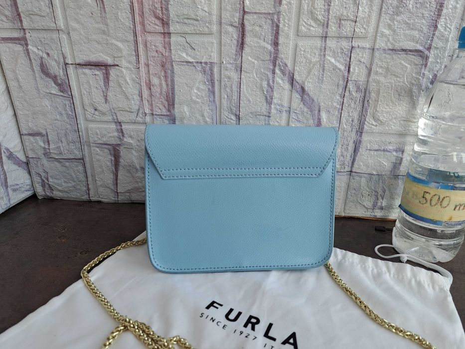 дамска чанта,Furla малка кожена чантичка-естествена кожа
