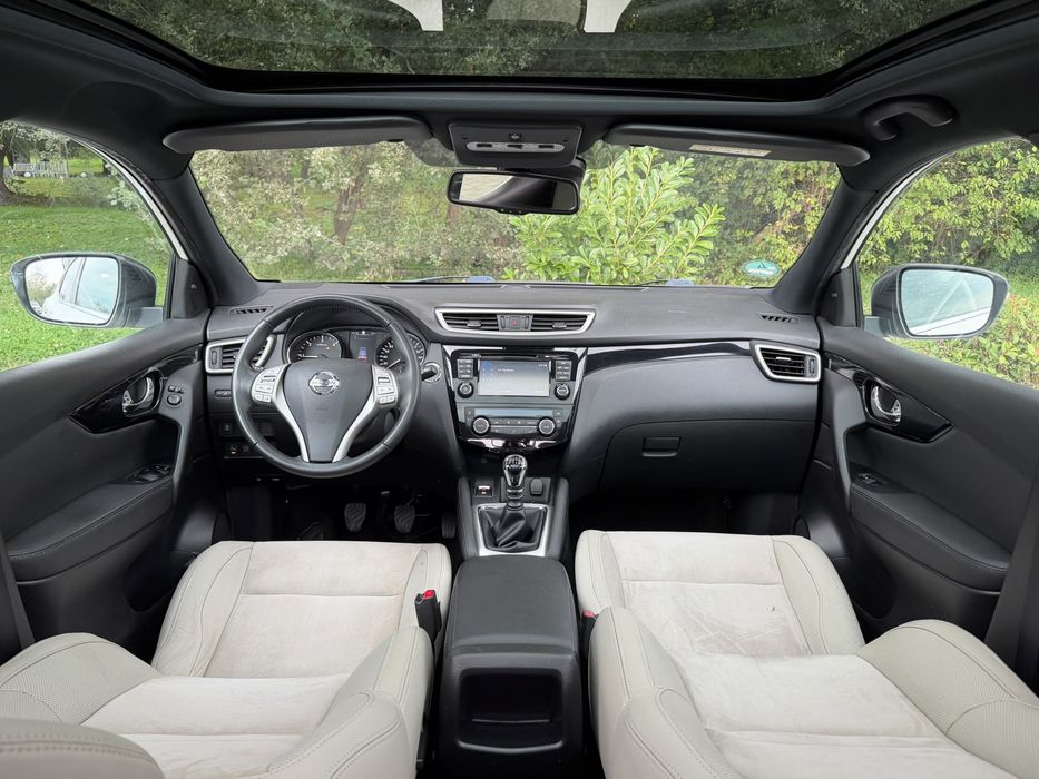 Nissan Qashqai |Tekna|Panoramic|Camera360|Euro6|Navi|Alcantara|Xenon