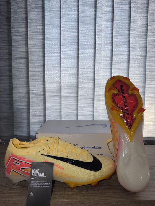 Nike AirZoom Футболни Калеври размер 42 и 45