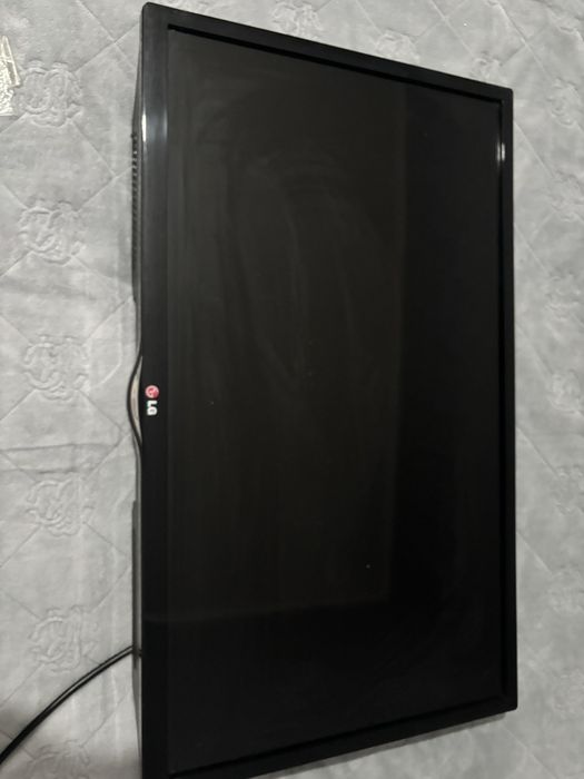 Продам телевизор LG 32’’