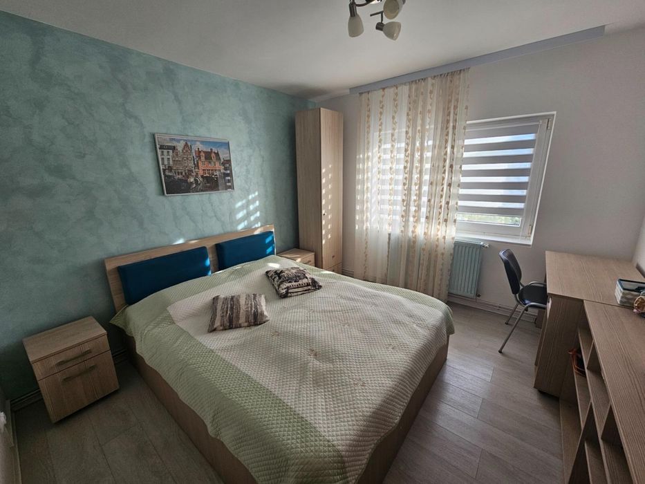 Apartament 3 camere decomandat