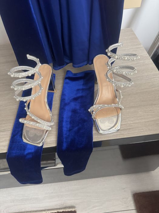 Vand rochie marimea 34,(xs)