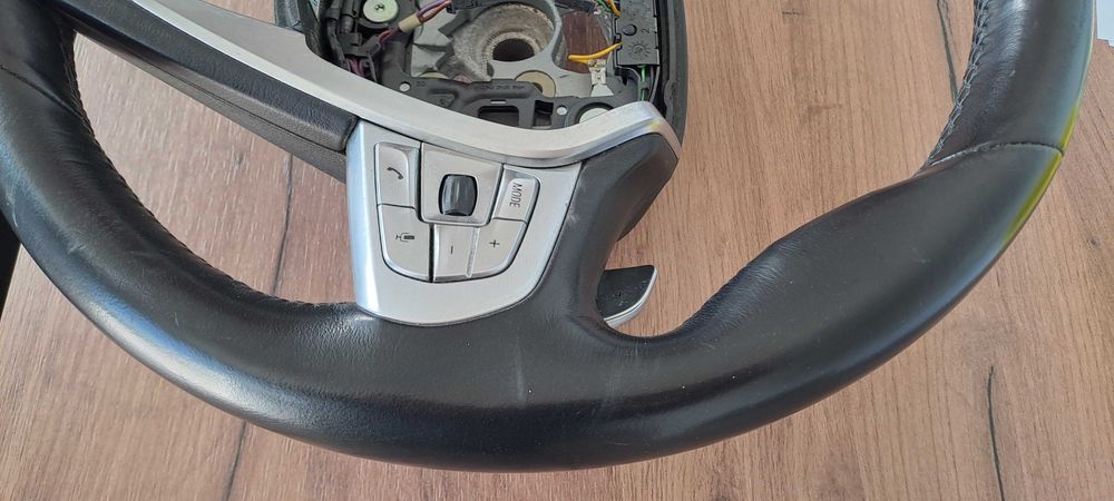 Волан BMW G11 7 Серия