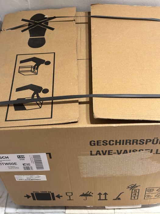 Чисто нова миялна машина стояща мала Bosh, неразапакована