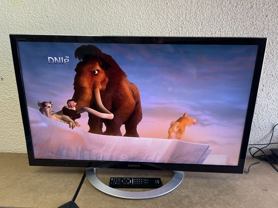 Телевизор SONY Full HD LED 40“ - KDL-40HX750