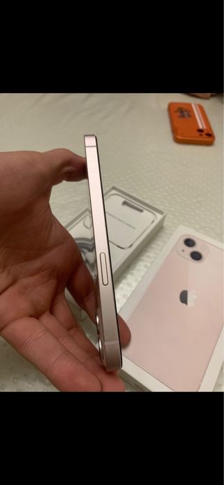 iPhone 13 в идиальном состояние