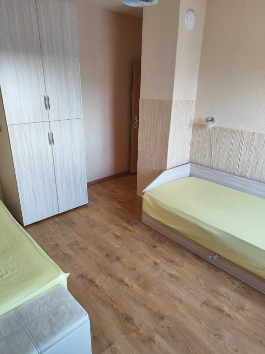 Дава се под наем Тристаен апартамент в Казанлък - 85 кв.м за 306 € - Снимка #7