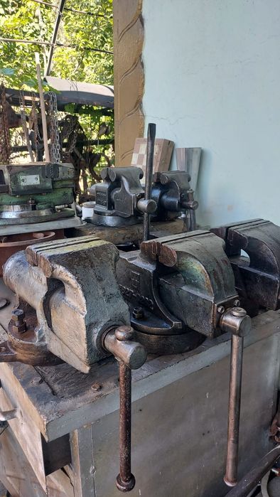 Продам тиски советские
