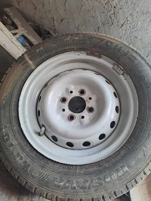 Зимний шина нокочений