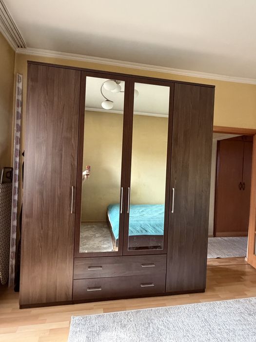 Спальный гарнитур