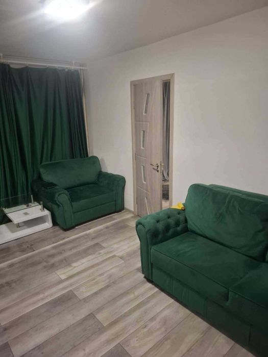 Apartament de inchiriat