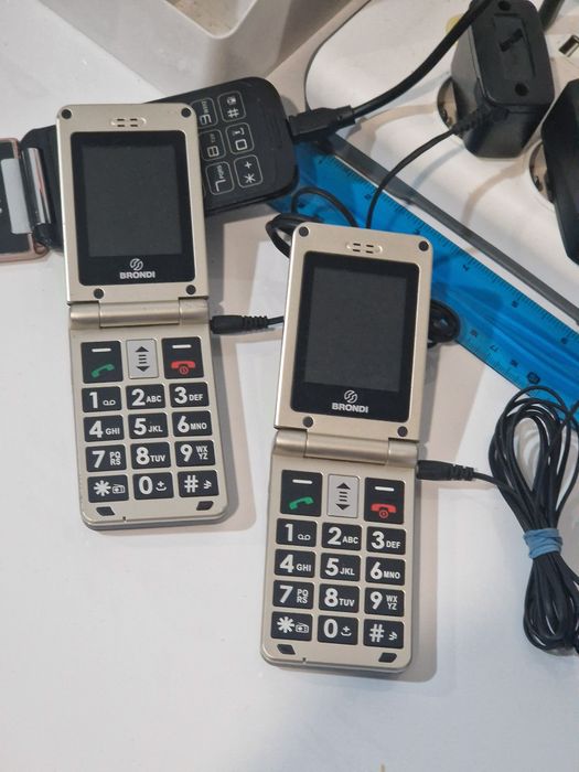 Telefon Brondi special pentru Seniori.  Pret / bucata