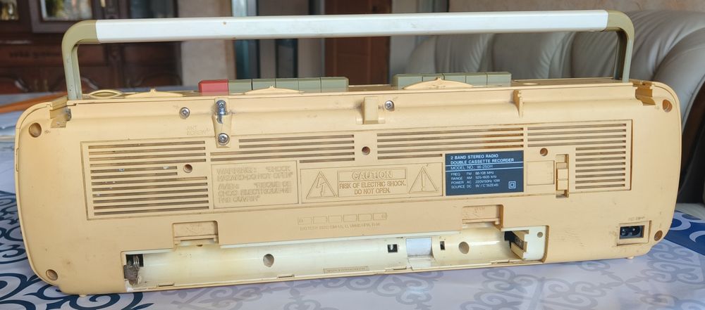 National 66, Sharp, Samsung.