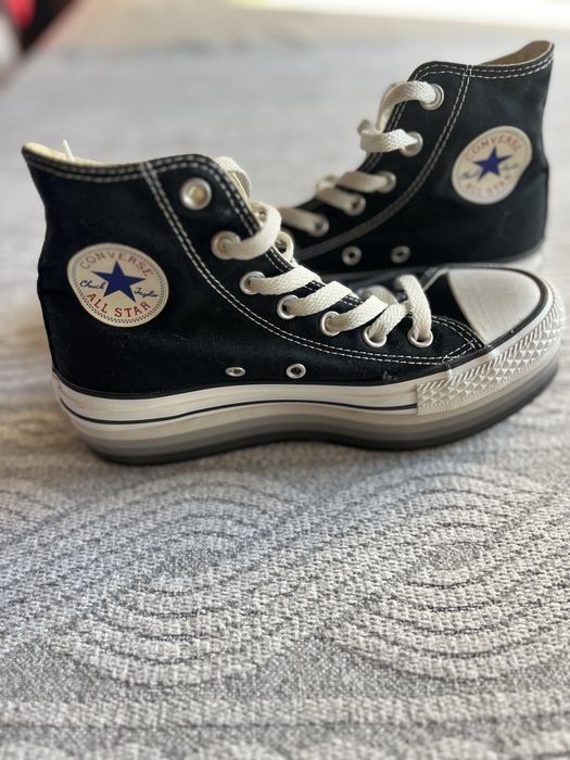 Adidasi Converse