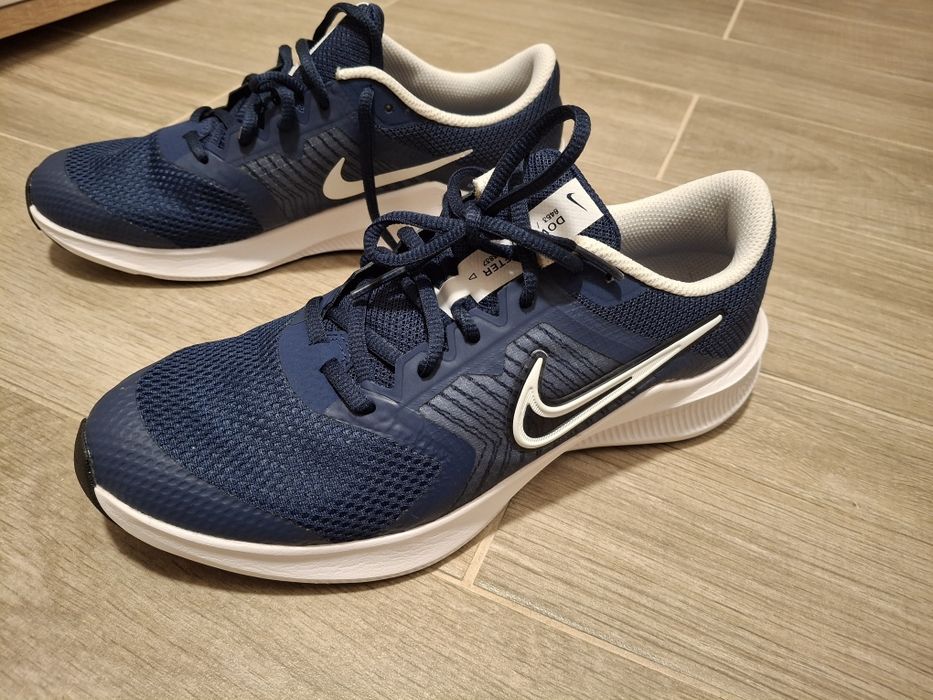 Дамски маратонки NIKE