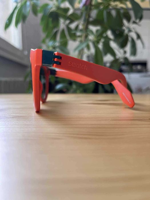 Слънчеви очила, Swatch the eyes