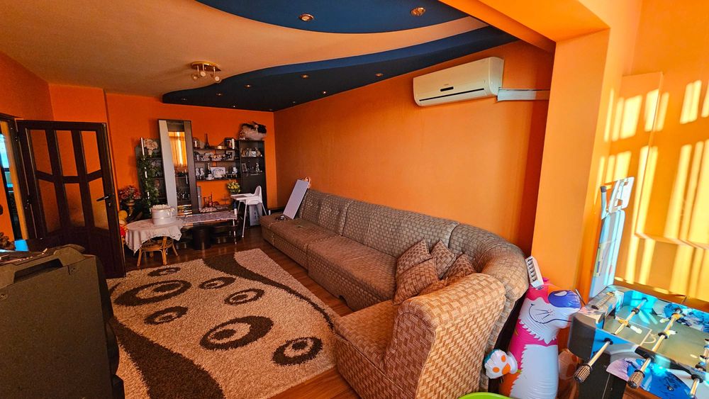 Продава се Тристаен апартамент в Разград, Орел - 76 кв.м за 1074 €/кв.м - Снимка #4