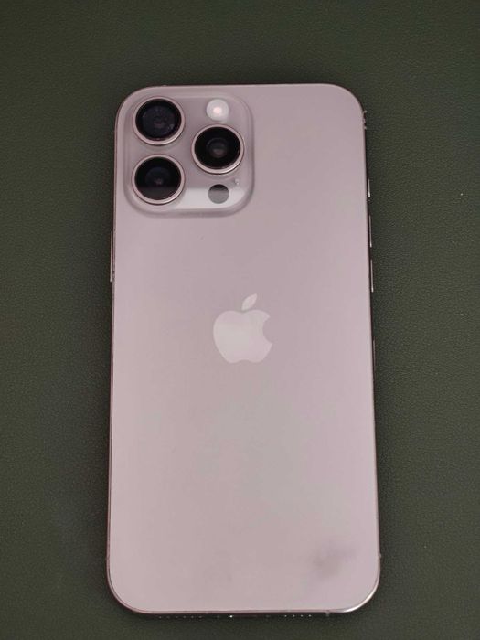 iPhone 16 Pro Max 512 ГБ, после воды, на запчасти