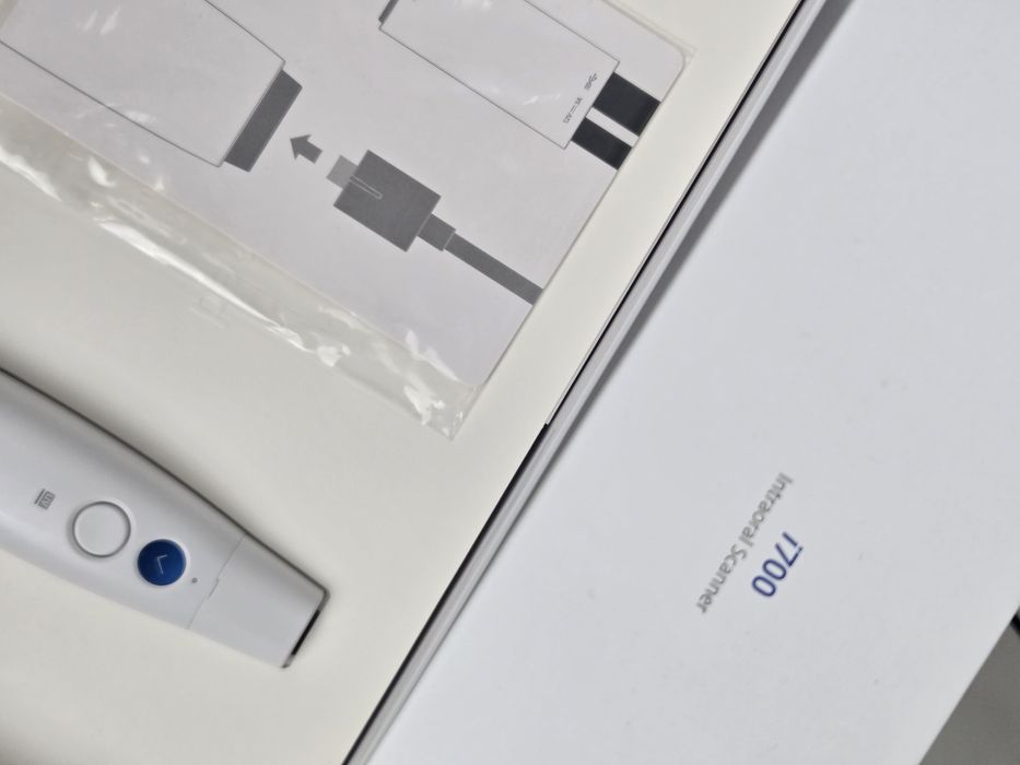 Scanner intraoral Medit I700