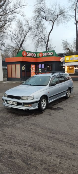 Тойота Калдина 1996 г