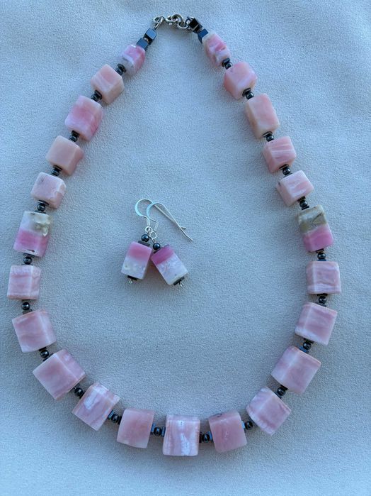 Set colier si cercei cu opal roz - cuburi taiate si slefuite manual