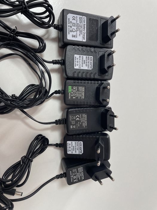 Incarcator li-ion  12,6v. 16,8v  21v  8,4  v  25,2v