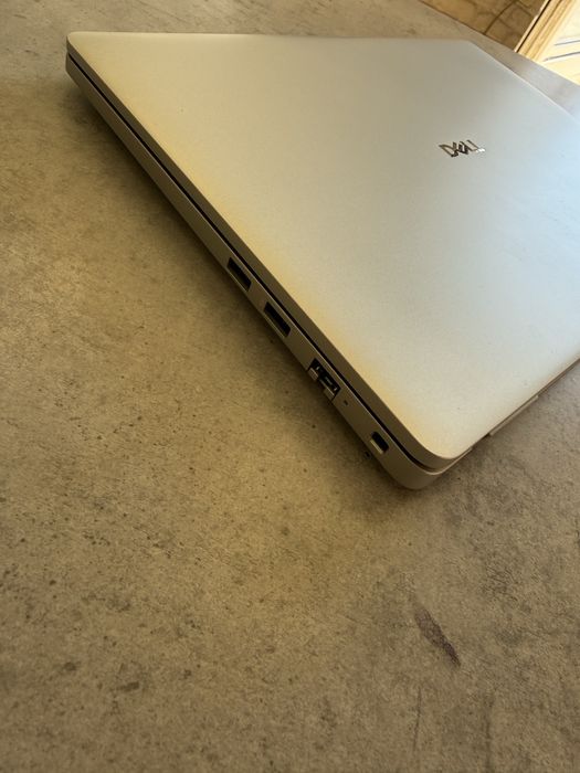 Лаптоп Dell Pro 14 PC14250 Ultra 5 235U 32RAM