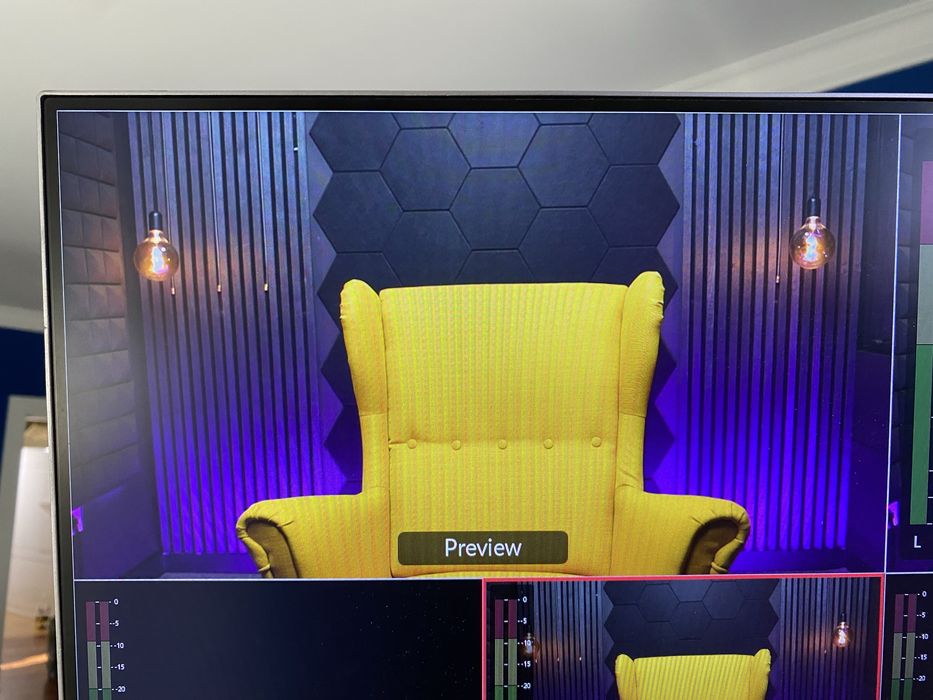 Подкаст студио под наем с висококачествена техника