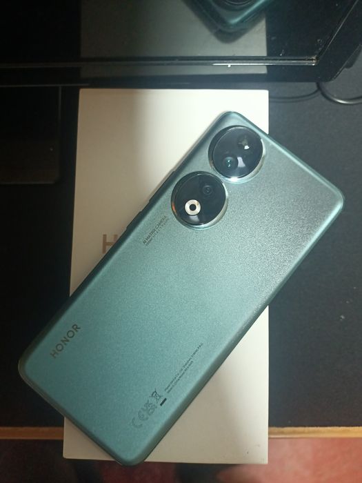 Honor 90 продам или обменяю