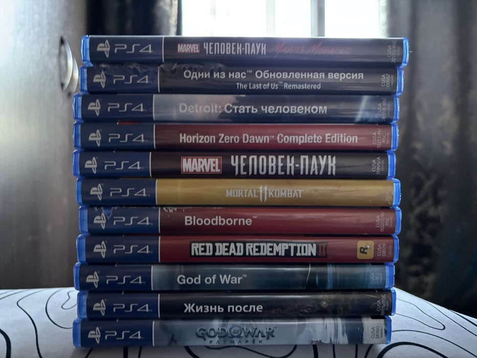 Ps4 Slim+игры+три джостика
