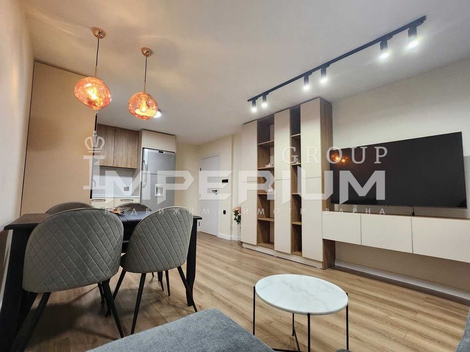 Луксозен Тристаен апартамент под наем в района на кв. Чайка, гр. Варна