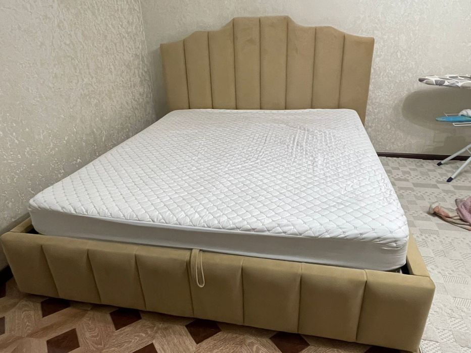 Продам двух спальный кровать