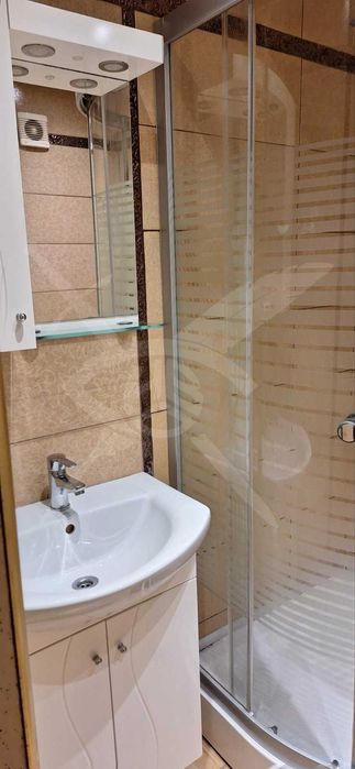 Двустаен - Възраждане