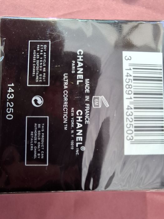 Комплект кремове CHANEL-оригинални и запечатани!