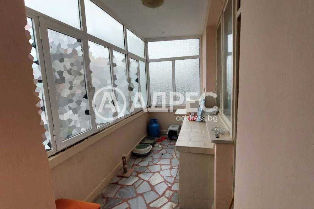 Продава се Тристаен апартамент в Ямбол, Център - 85 кв.м за 690 €/кв.м - Снимка #11