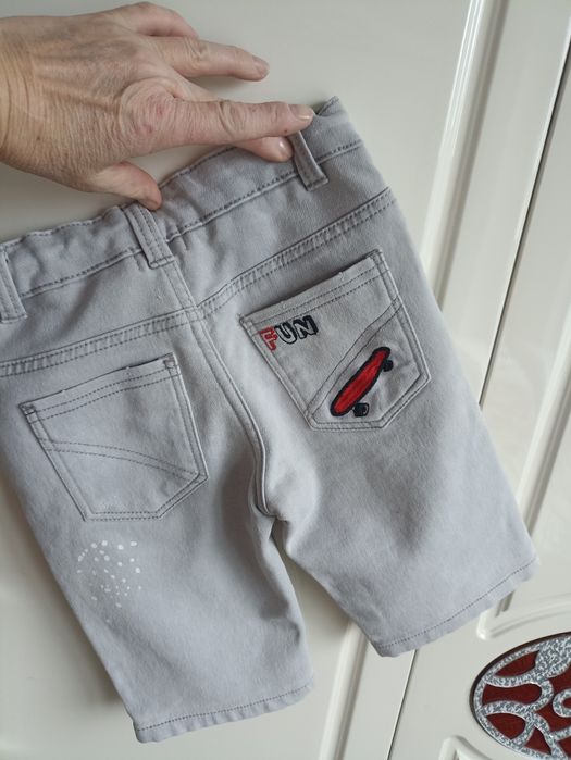 Шорты на мальчика 120см