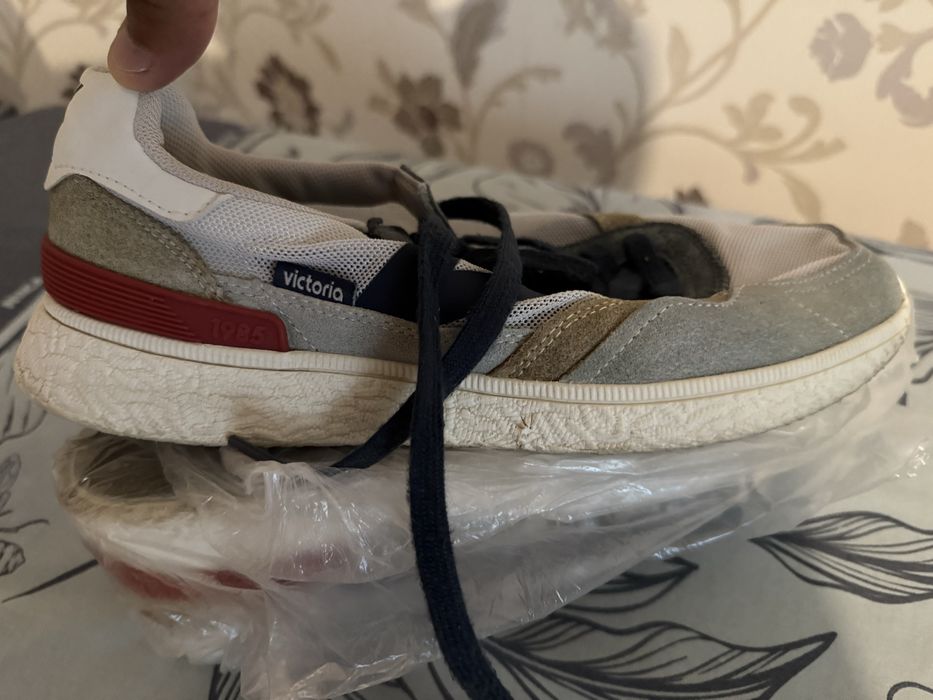 Кроссовки летние