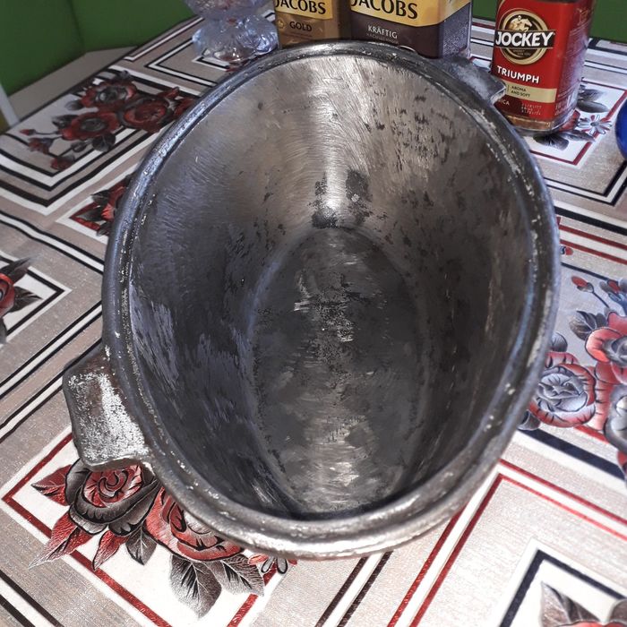 Чугунная утятница.